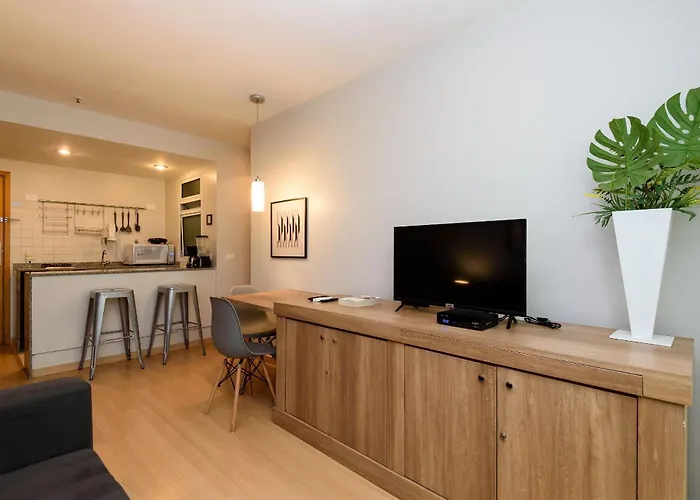 Superior One-Bedroom Apartment